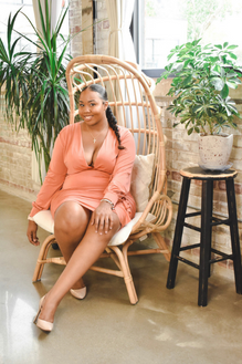 Plus Size Long Sleeve Ruched Dress – Date Night Ready 🔥✨