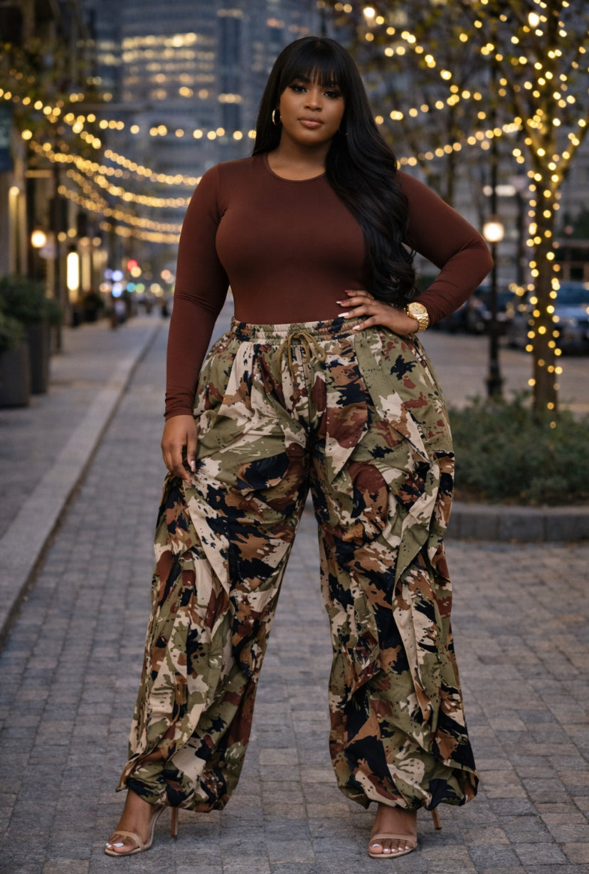 THAT Girl Oversized Wide-Leg Ruffle Jogger Pants (1X–3X)