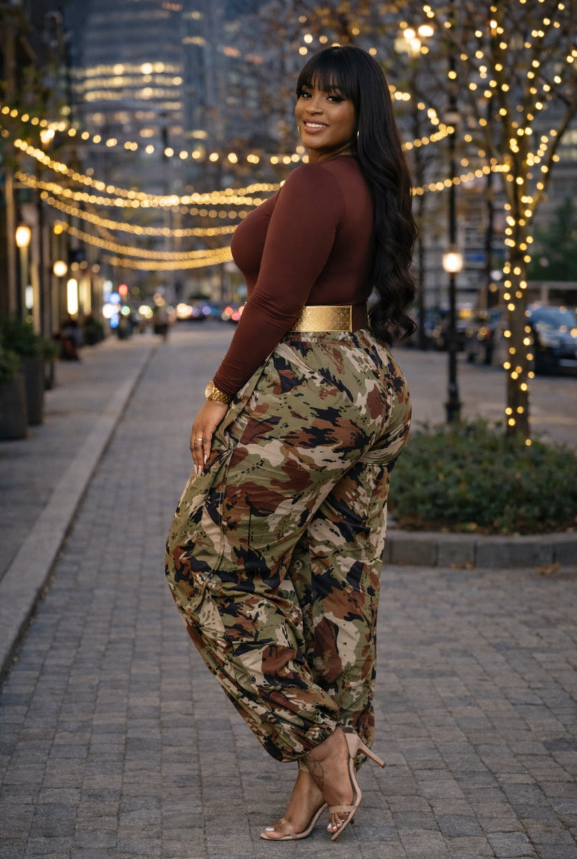 THAT Girl Oversized Wide-Leg Ruffle Jogger Pants (1X–3X)